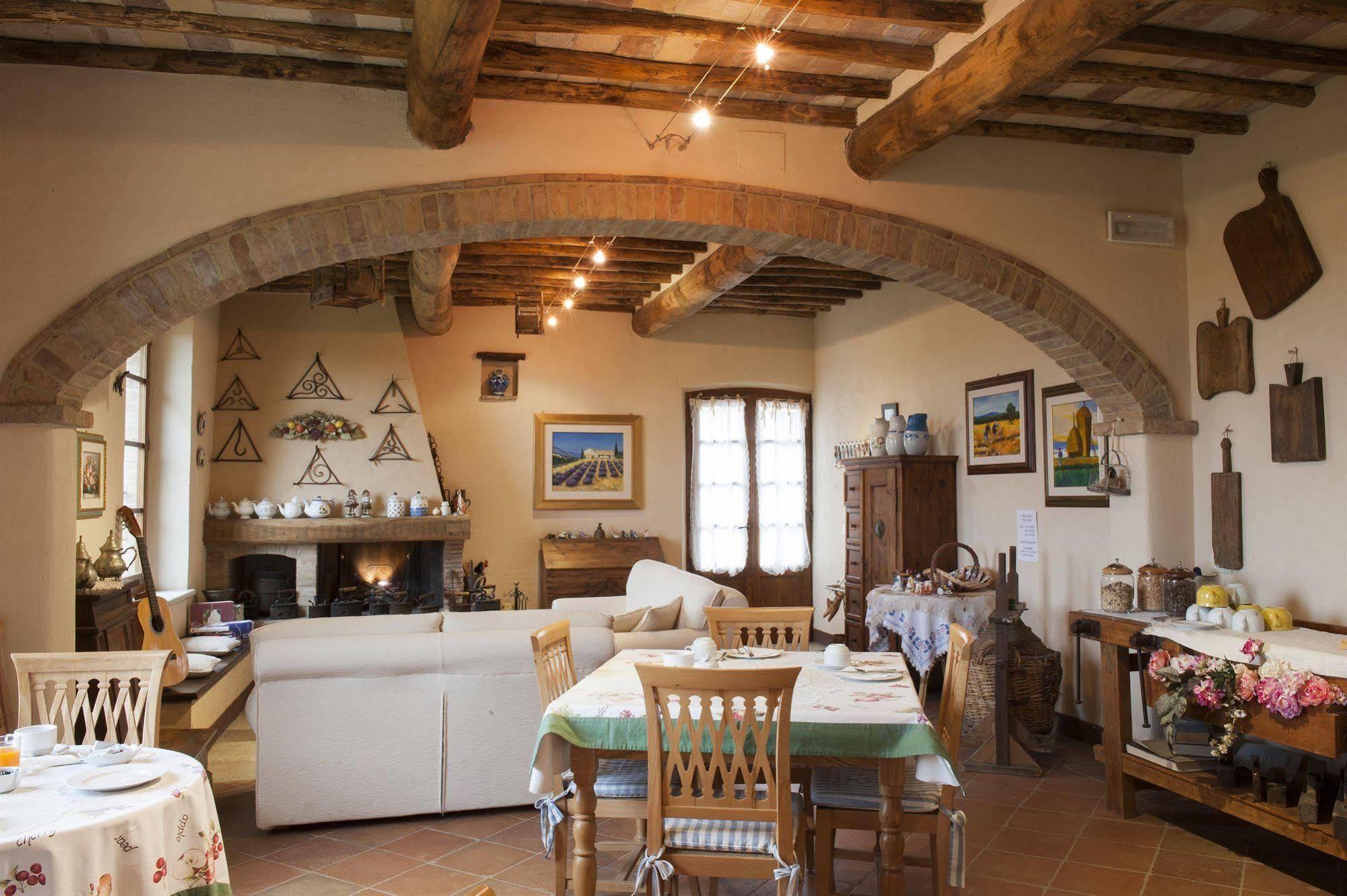 Agriturismo San Giorgio Monteroni d'Arbia Exterior photo